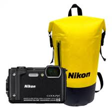 Nikon Coolpix W300 Holiday set