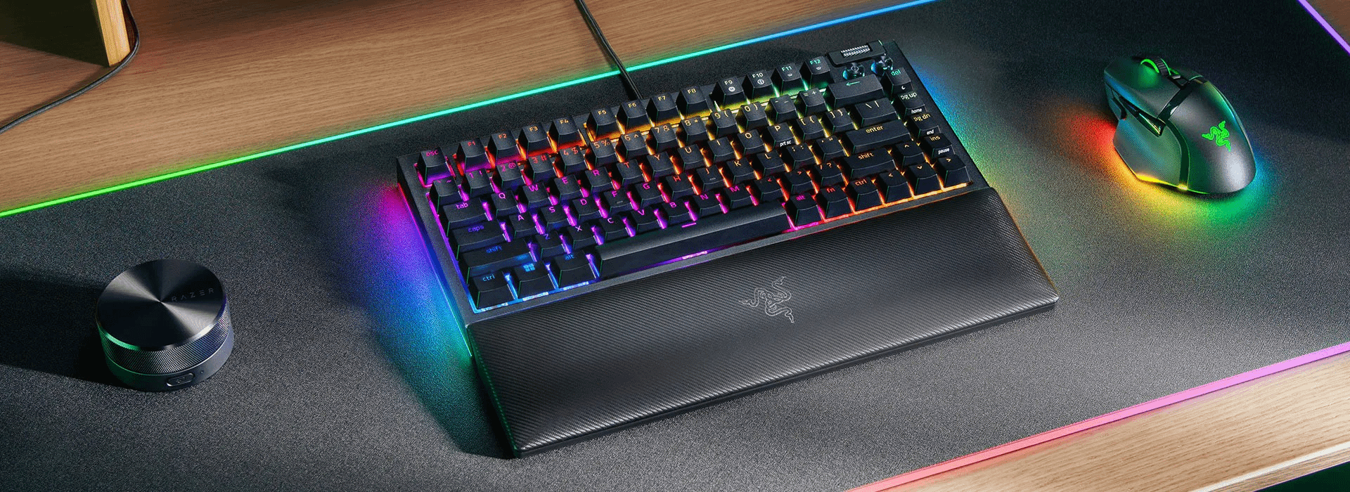 Razer BlackWidow V4 (3/4)