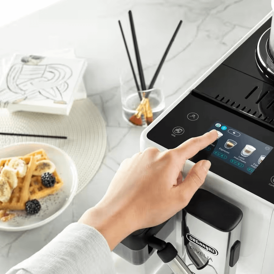 Delonghi Rivelia Arctic White aparat za kafu