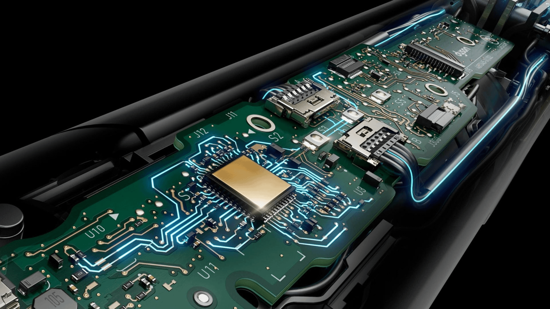 Dyson Airstrait (Red Velvet Gold)