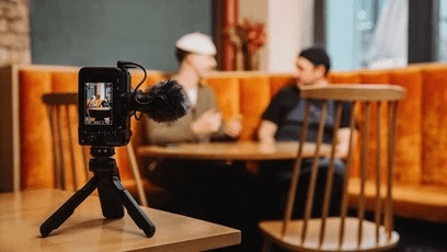 Canon EOS R50 V V5 + RFS 14-30