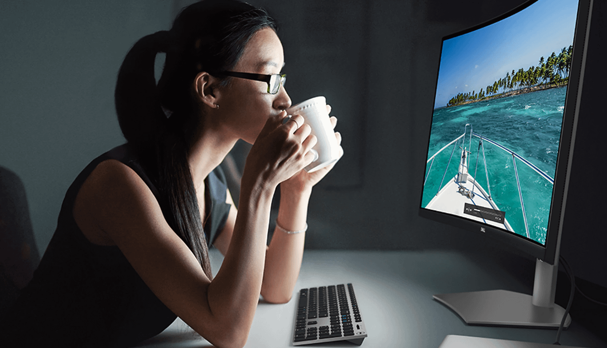 Dell S Series S3221QSA (srebrna)