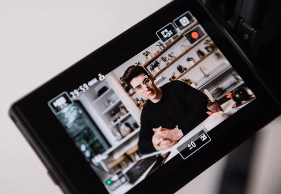 Canon  EOS M50 II PREMIUM