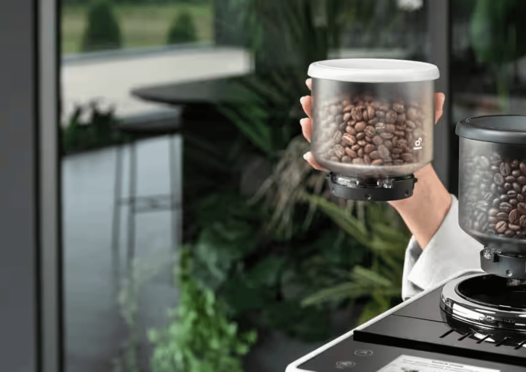 Delonghi Rivelia Arctic White aparat za kafu