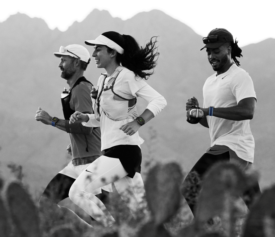 Apple Watch Ultra 3 Cellular 49mm Natural Titanium (Blue - Bright Blue Trail Loop) - M / L