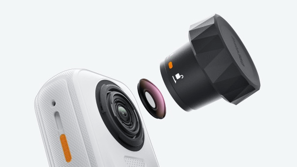 Insta360 X4 Air Starter Bundle