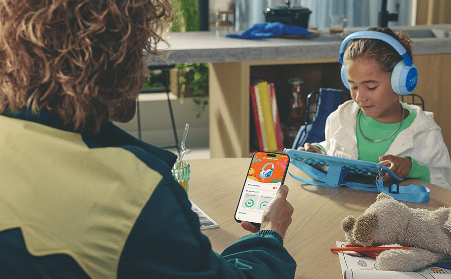 JBL Junior 470NC Blue