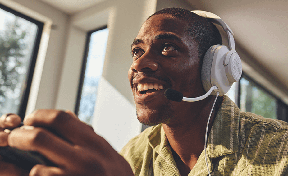 JBL Quantum 100M2 Cyan