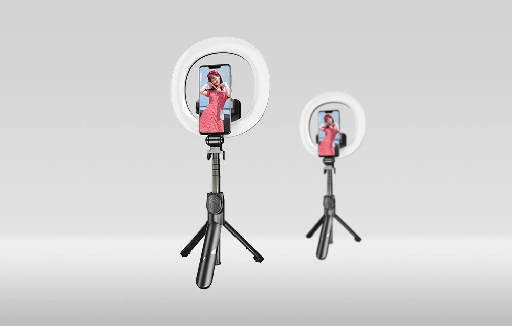 Puluz LED selfie stick / tripod
