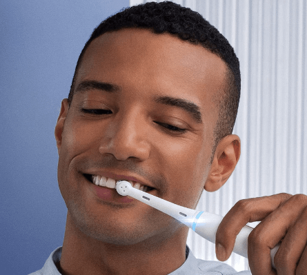 Oral B iO Series 7 (White Alabaster)