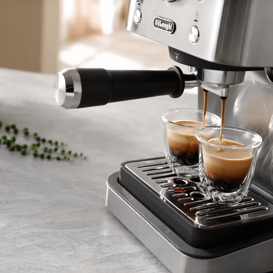 Delonghi Classic Metal aparat za kafu