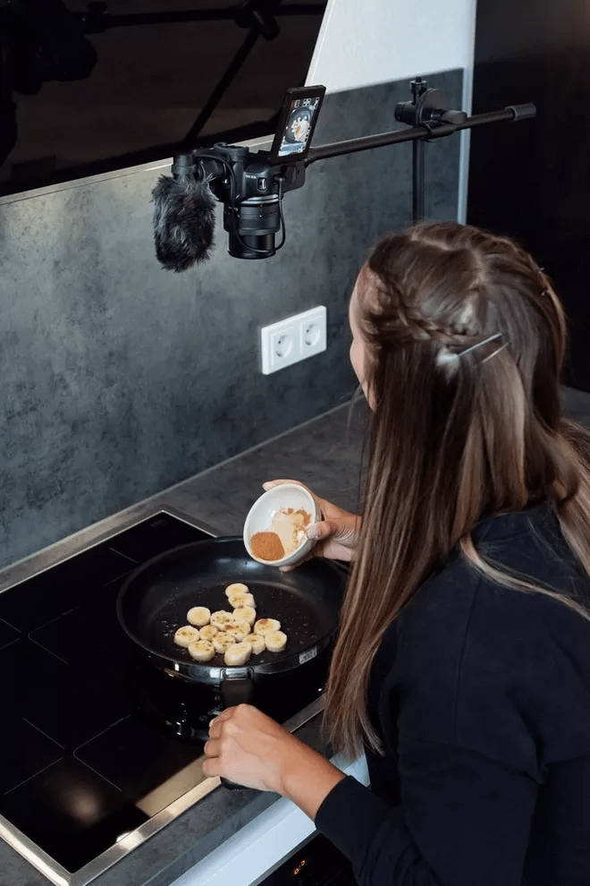 Canon EOS R50 RFS 18-45