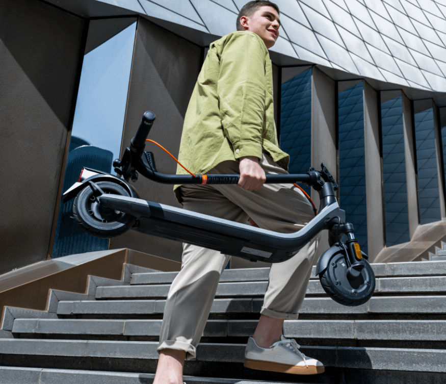 Segway E2 D II električni trotinet