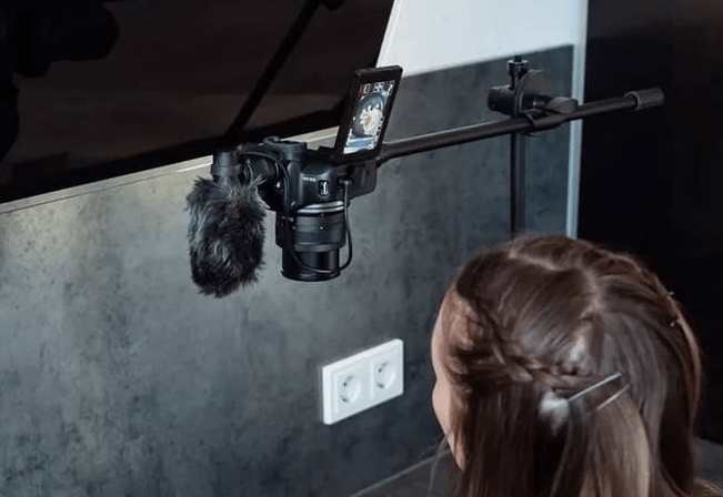 Canon EOS R50 (Black)