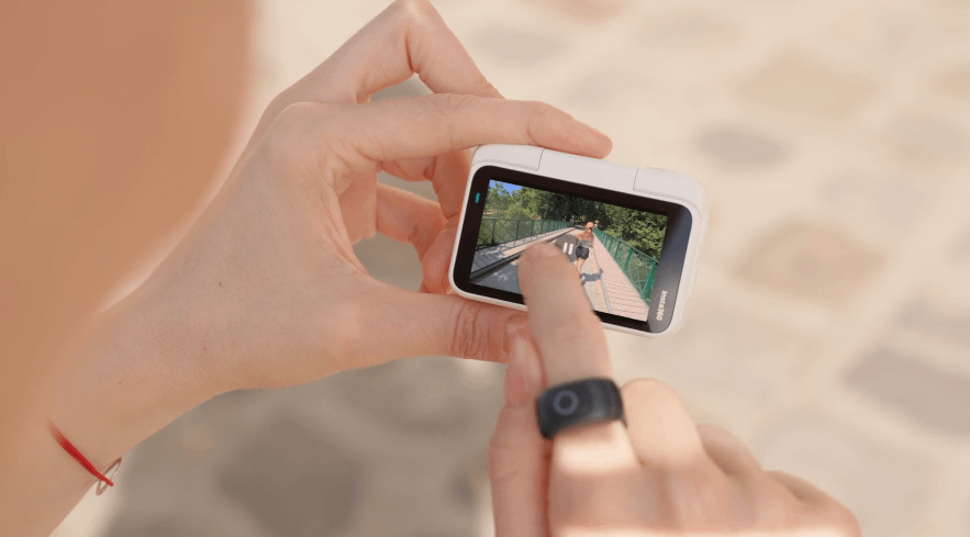 Insta360 GO Ultra Standard Bundle (Arctic White)