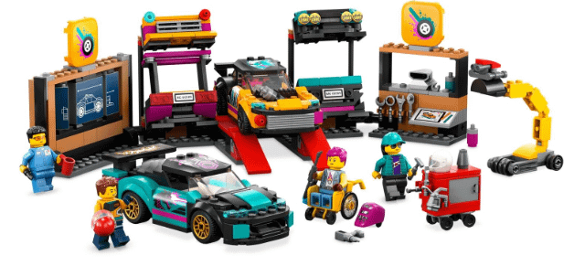 LEGO 60389 Custom Car Garage
