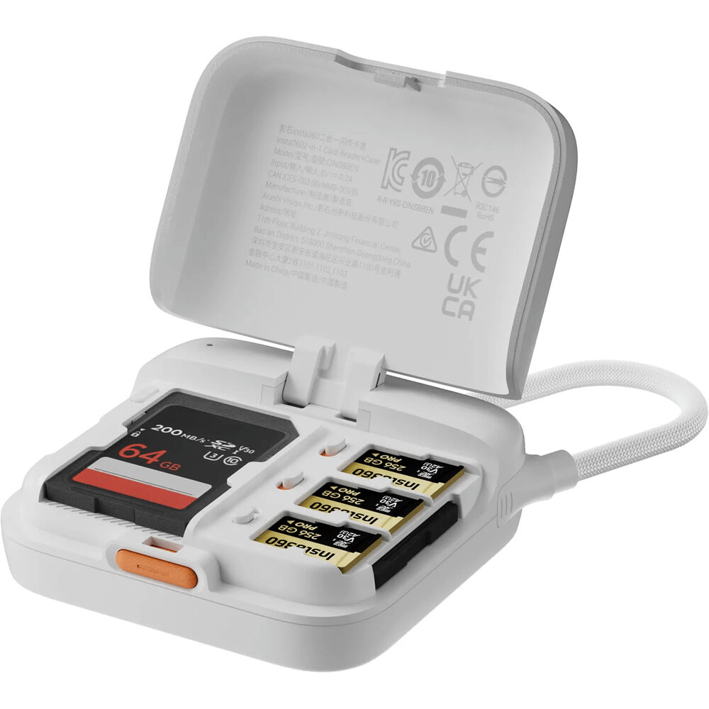 Insta360 2-in-1 Card Reader + Case