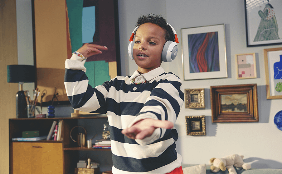 JBL Junior 470NC Blue